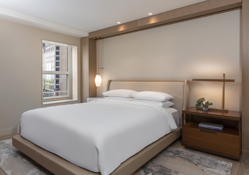 Park, Suite - Photo 2