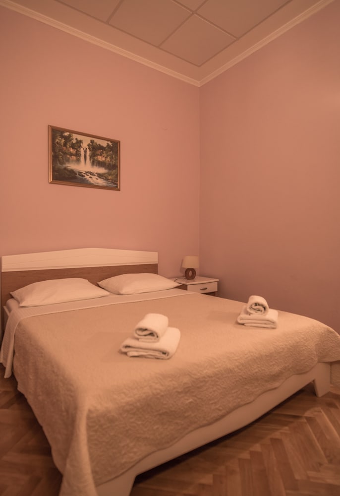 Deluxe Double Or Twin Room photo 1