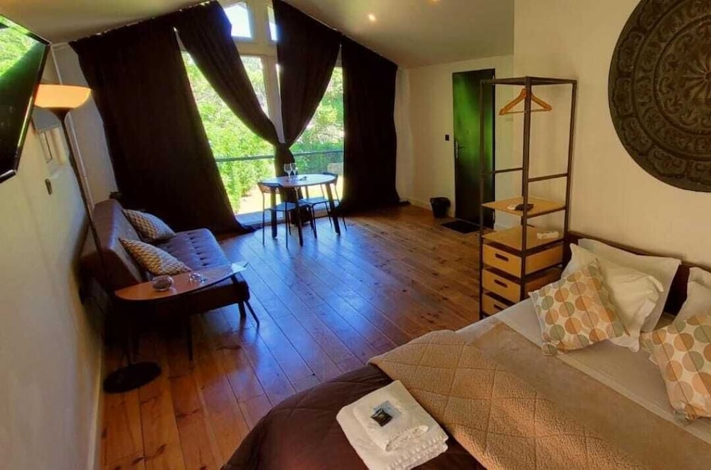 Family Bungalow, 1 Queen Bed with Sofa bed, Garden View, Garden Area photo 1
