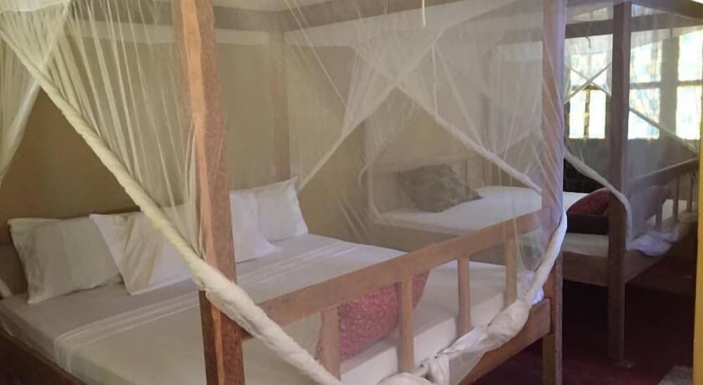 Triple Room - Photo 2