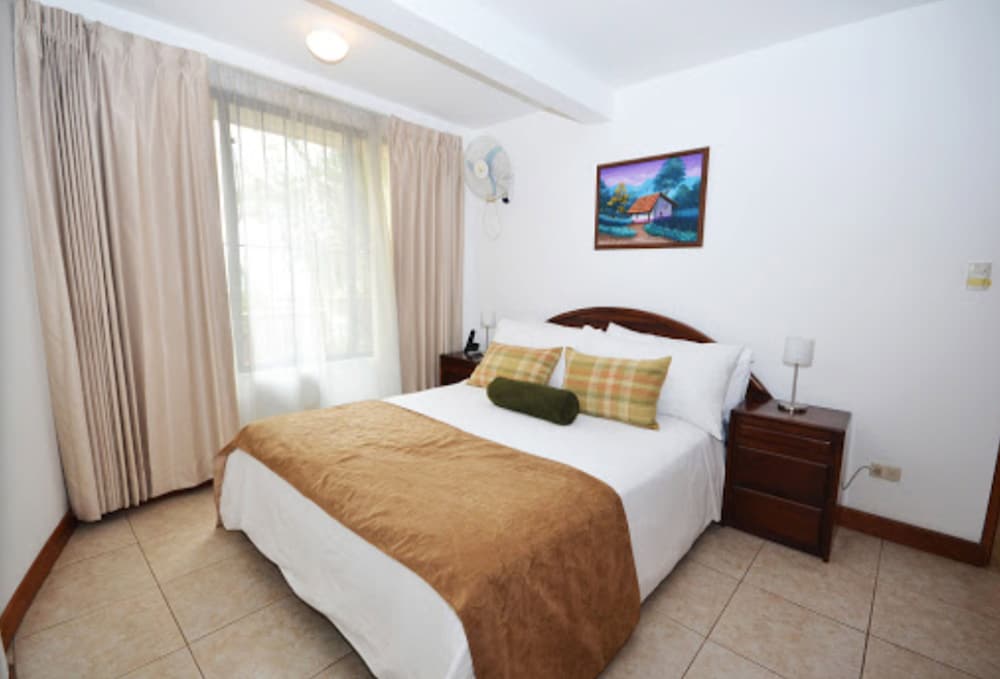 Familiensuite, 2 Schlafzimmer, Küche, Stadtblick