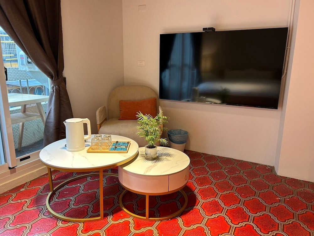 Comfort House, 3 Bedrooms, Non Smoking, Private Bathroom photo 2