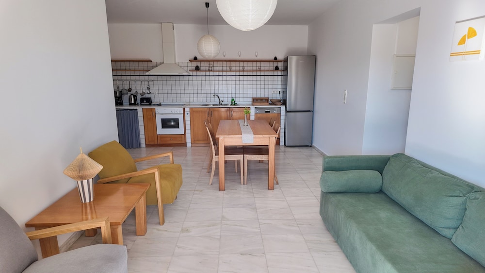 Apartment, 2 Bedrooms, Garden View