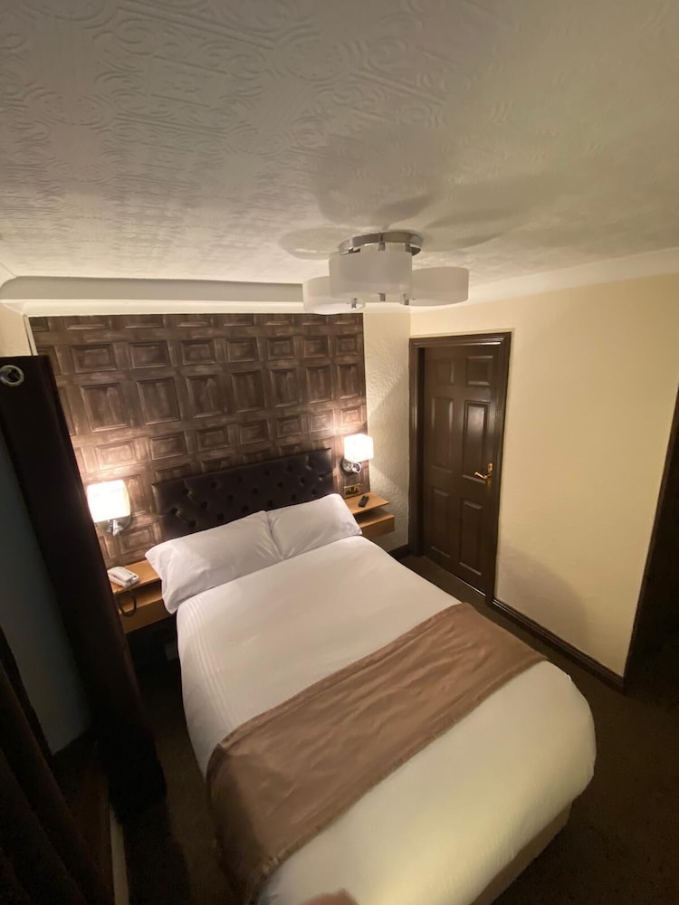 Comfort Double Room, Ensuite (Room 6 Small Double Room) - Photo 3