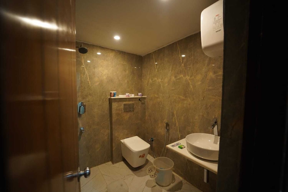 Deluxe Twin Room photo 2