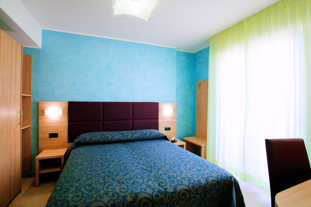 Comfort Room photo 2