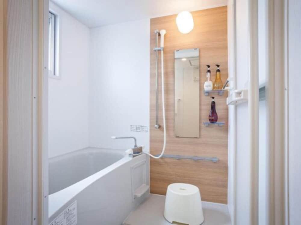 Suite - Photo 4