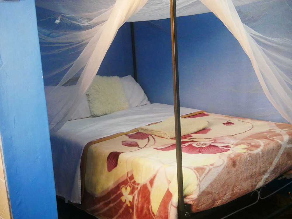 Basic Double Room photo 3