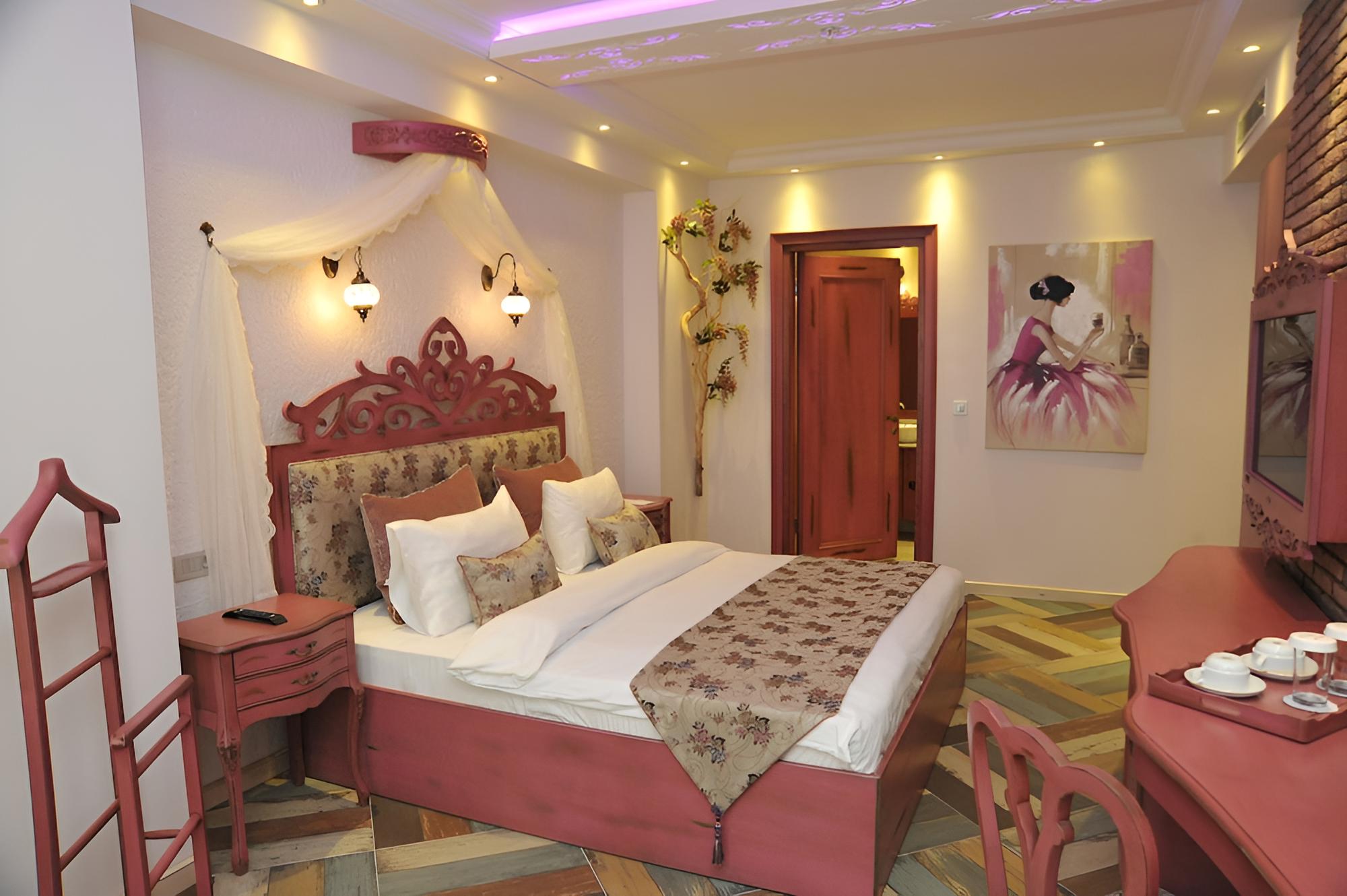 Deluxe Suite photo 1