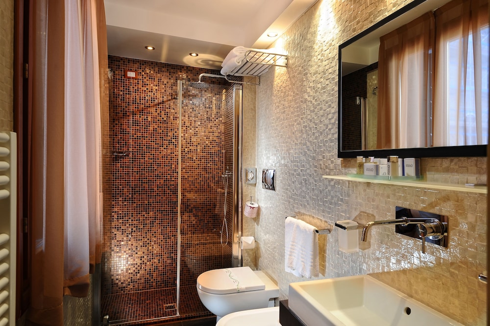 Junior Studio Suite