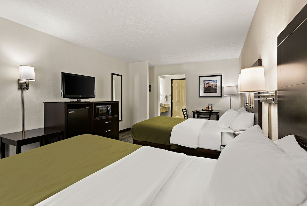 Standard Room, 2 Double Beds, Non Smoking - Photo 3