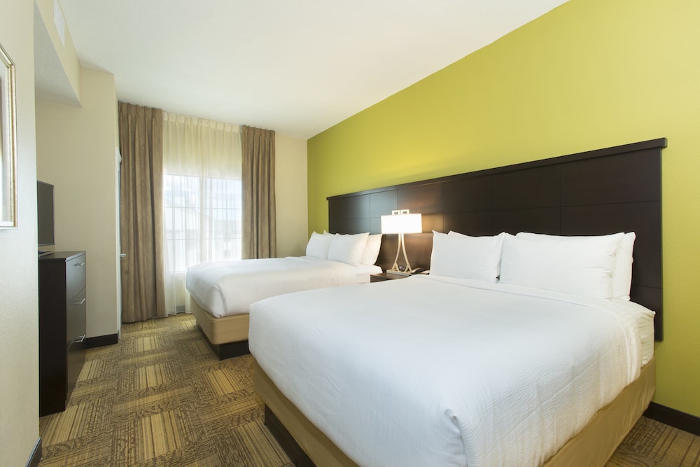 Suite, Multiple Beds, Kitchen