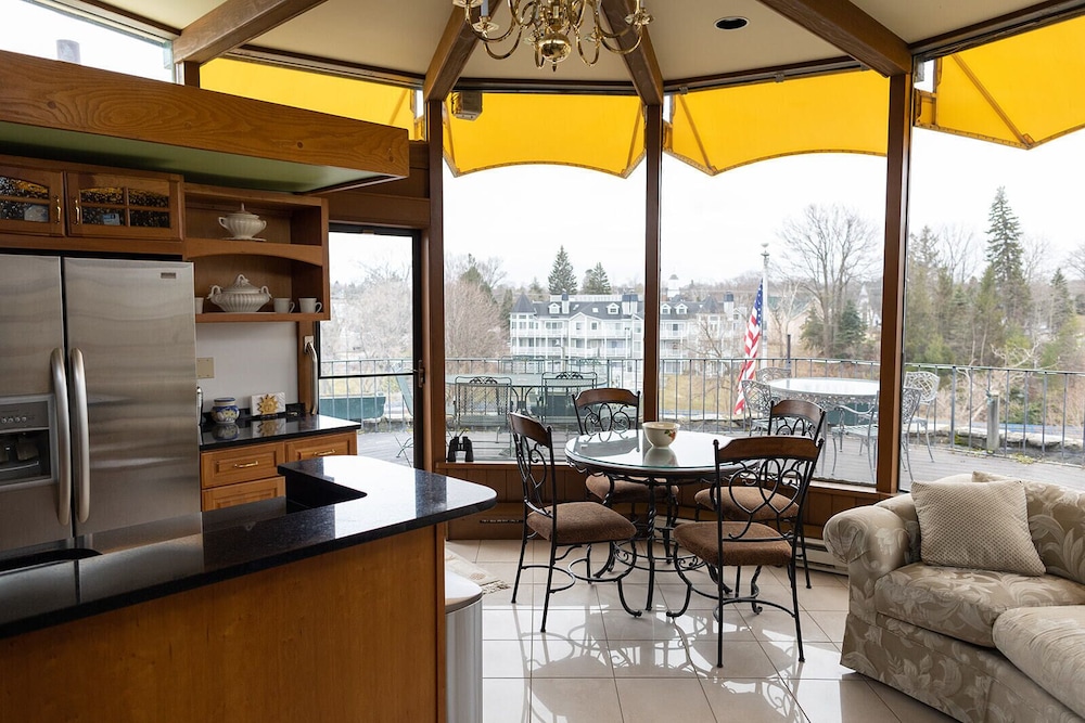 Suite, 2 Bedrooms
