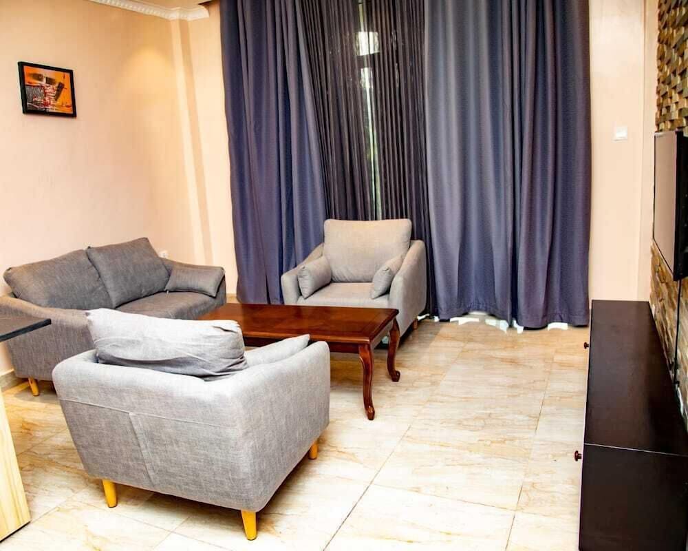 Apartment, 2 Bedrooms - Photo 4