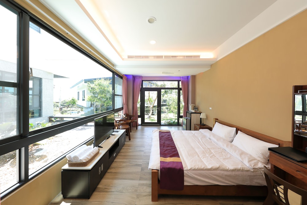 Basic Double Room photo 2