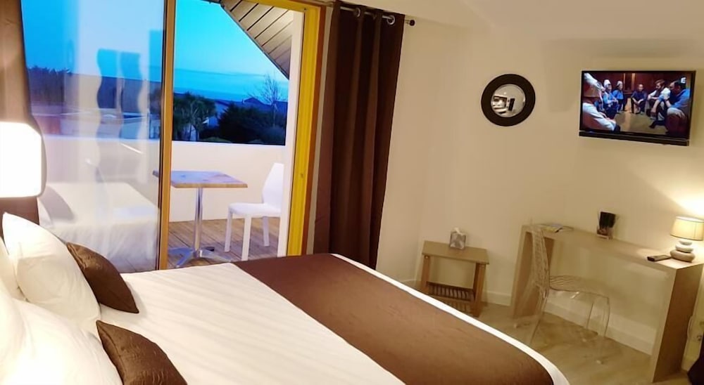 Premium Double Room photo 3