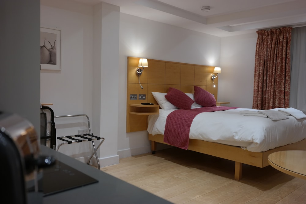 Studio Apartment 4 photo 3