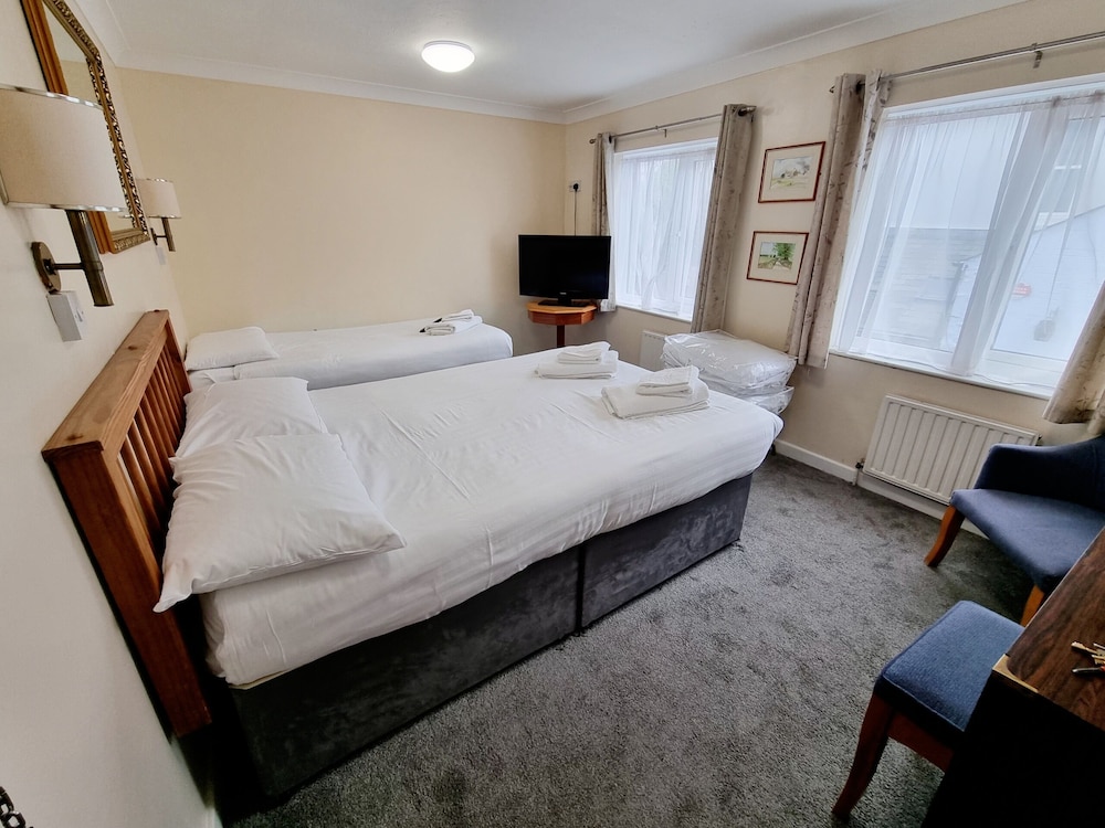 Triple Room, Private Bathroom (Economy Room) photo 2