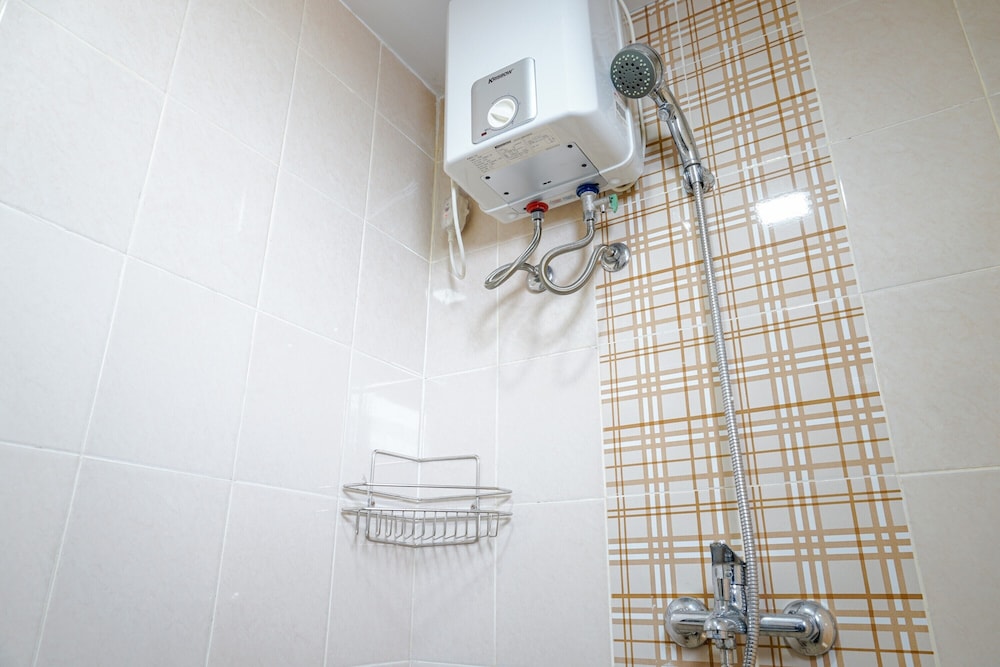 Room - Photo 21