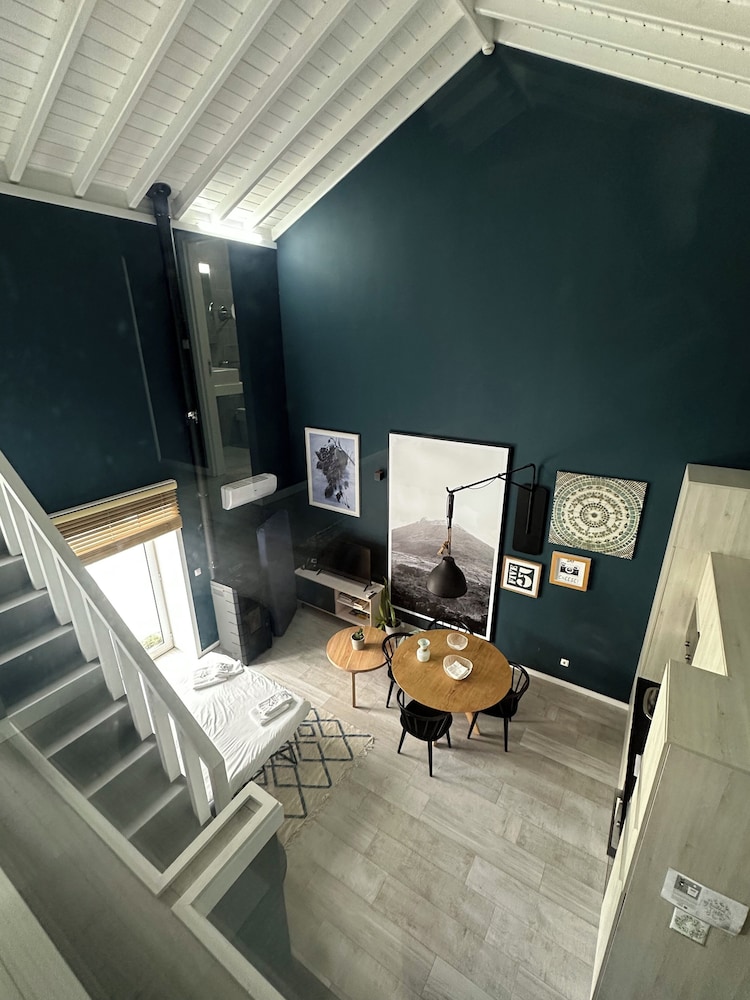 Indigo Blue Duplex photo 3