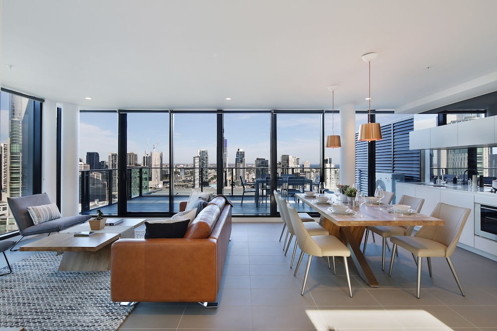 Panoramic Penthouse photo 2