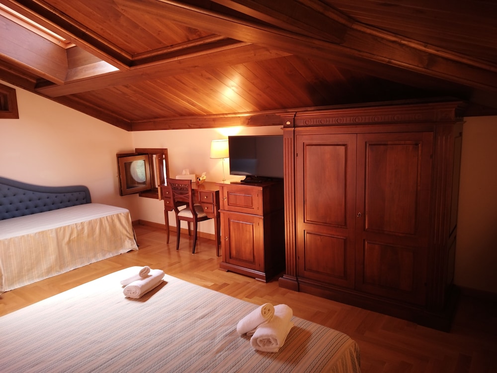 Superior Quadruple Room photo 2