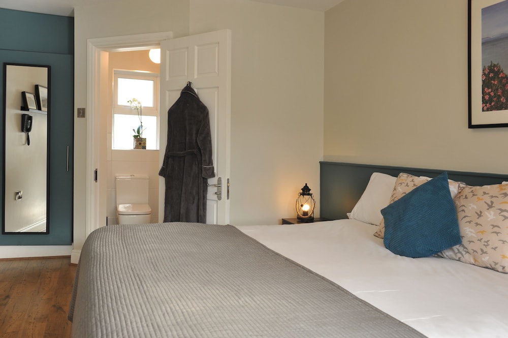 Single Room photo 2