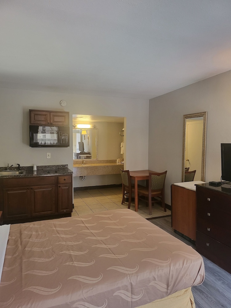 Room, 1 Double Bed, Non Smoking photo 2