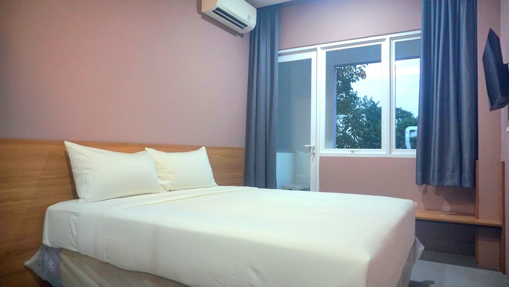 Deluxe Double Room - Photo 1
