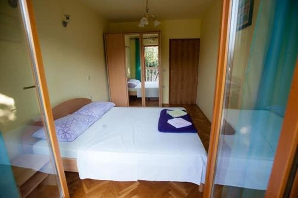 Apartment (Luka - Free Parking - A4(2+2))