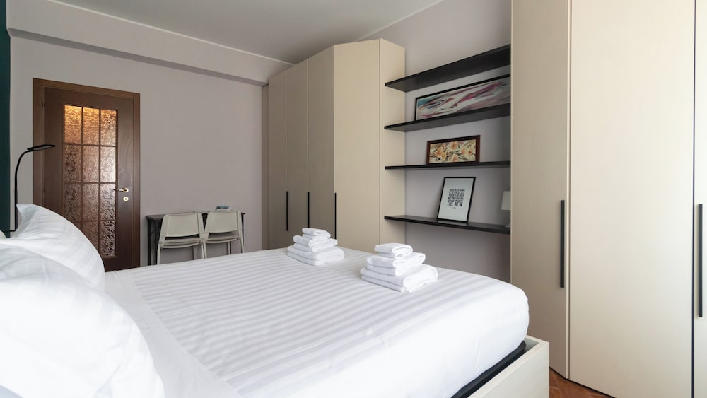 Apartment (1 Bedroom)