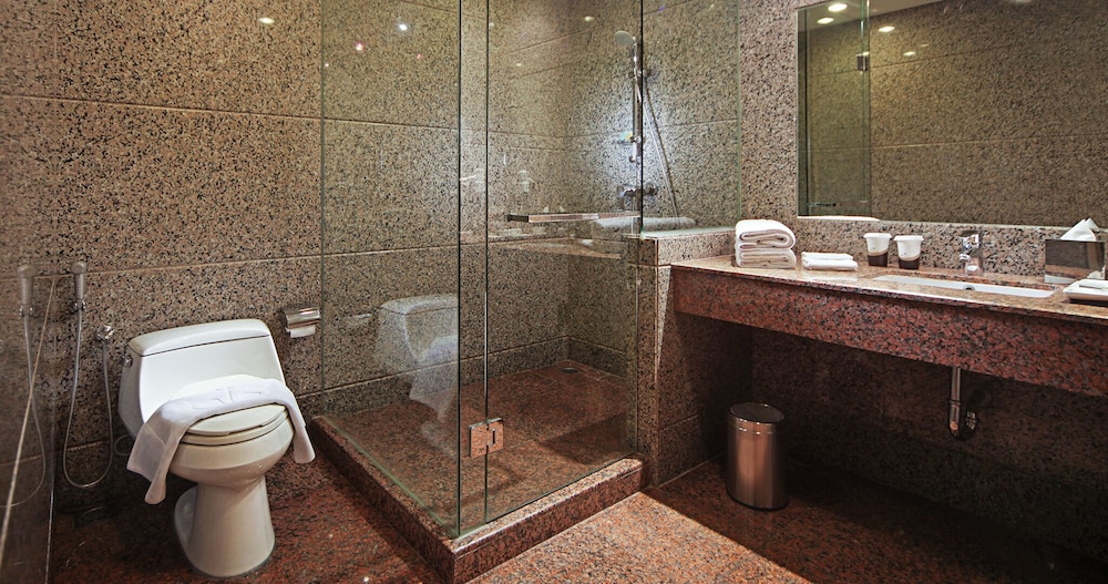 Premier Twin Room photo 2