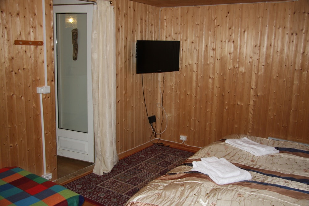 Classic Double Room, Private Bathroom photo 2