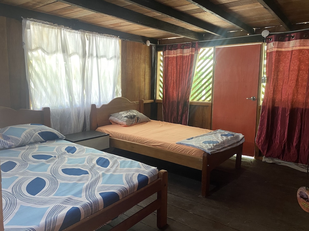 Classic Quadruple Room