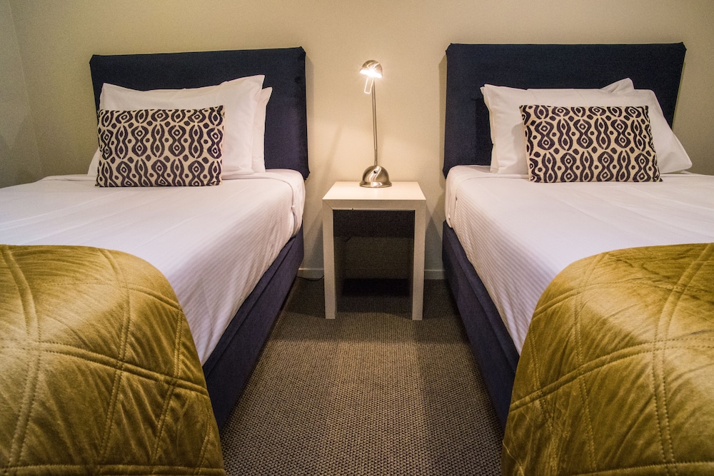 Family Studio Suite, Multiple Beds