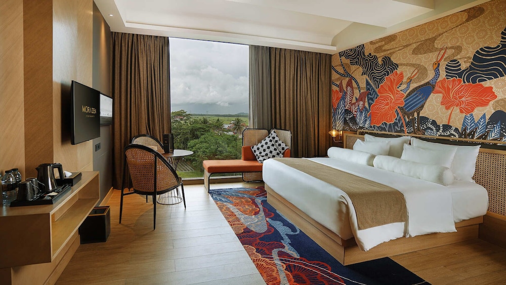 Executive Room - Photo 1