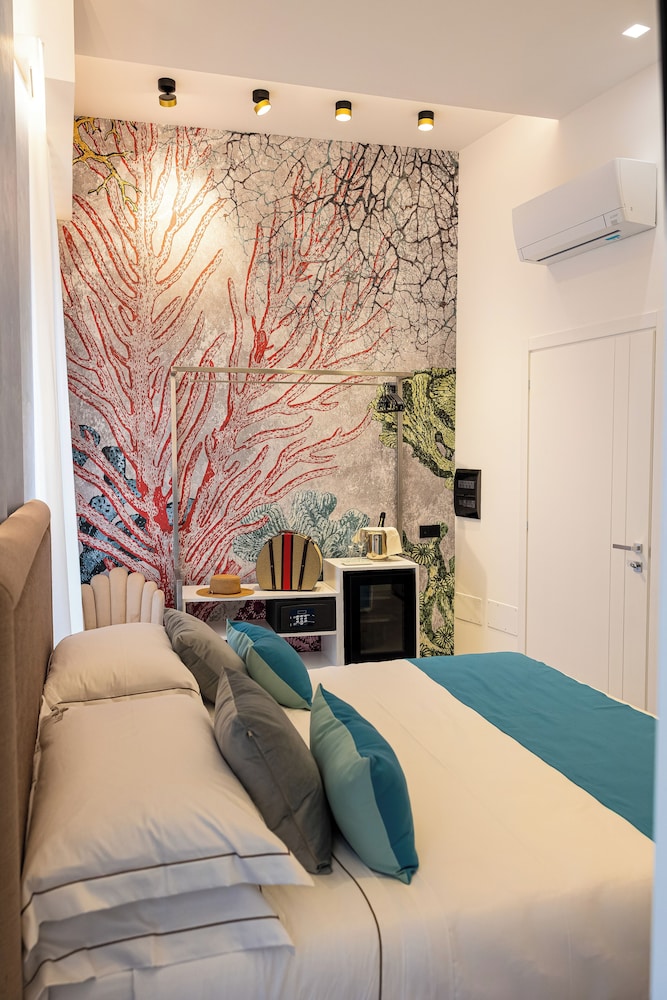 Superior Triple Room, Balcony, City View