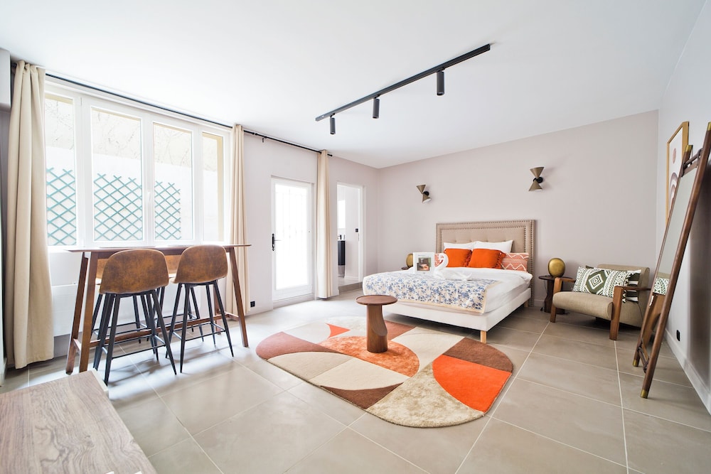 Standard Double Room - Photo 4
