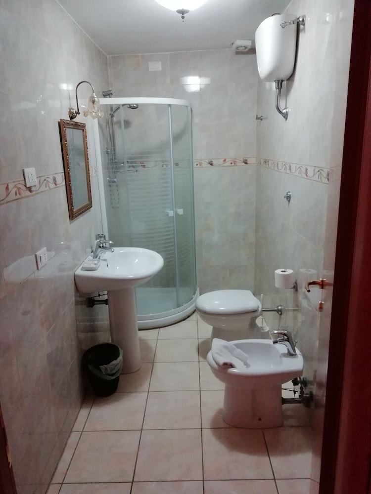 Quadruple Room photo 3