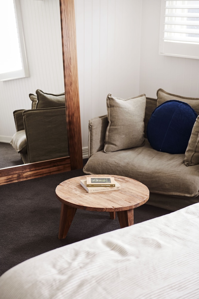 Room 6 - Anglesea King Deluxe Studio photo 3