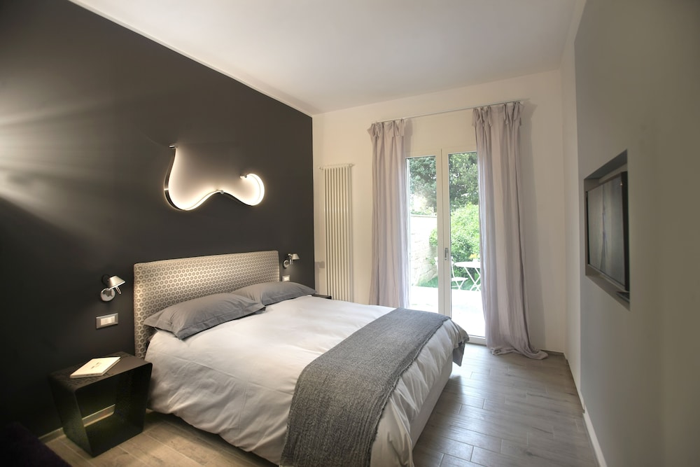Design Double Room, Ensuite, Garden View
