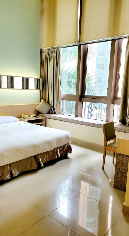 Deluxe Twin Room photo 1