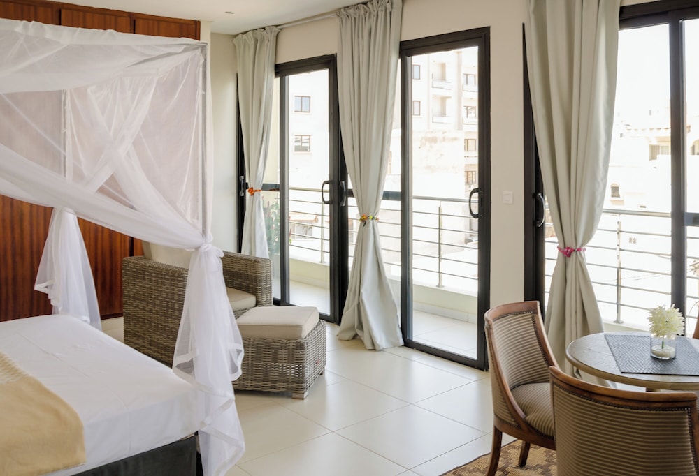 Superior Double Room, City View