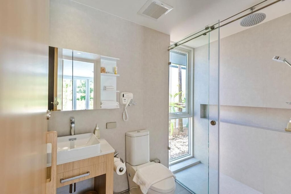 2-Bedroom Pool Villa - Photo 18