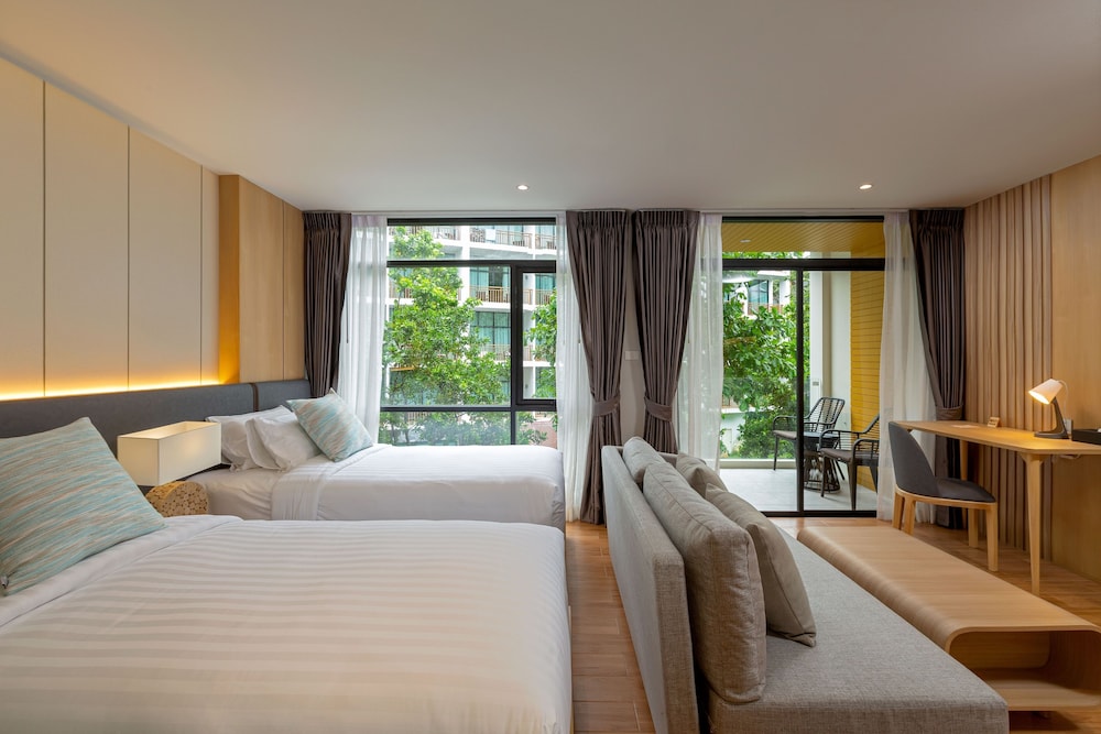 Deluxe Room - Photo 4
