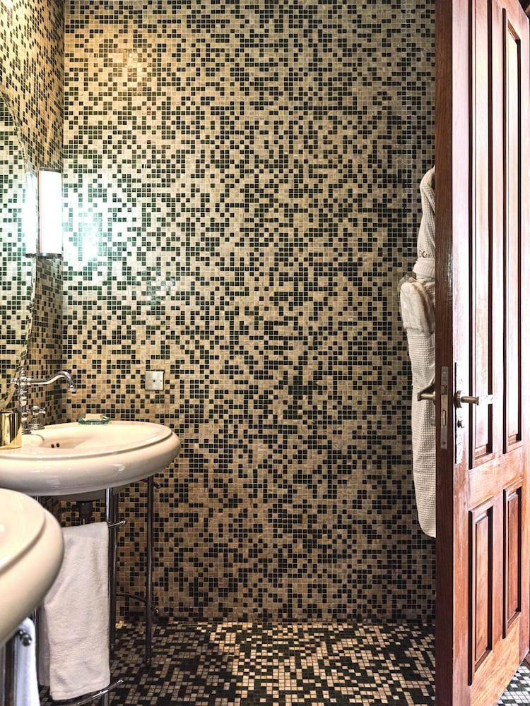 Junior Suite - Photo 10