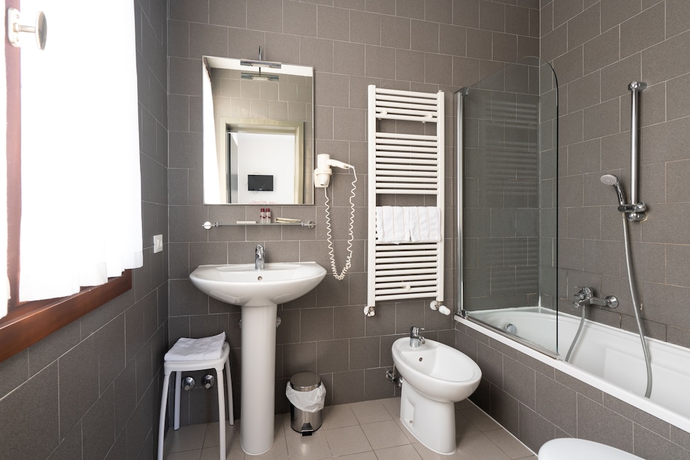 Classic Double Room, 1 Bedroom photo 3