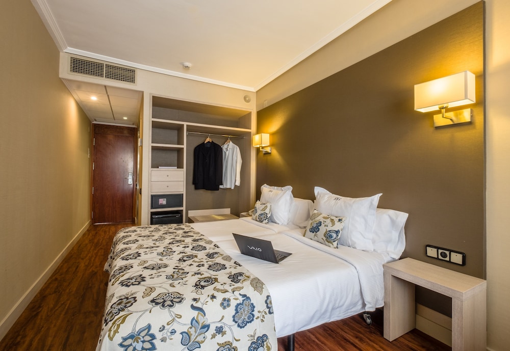 Double Room (Single Use) - Photo 7