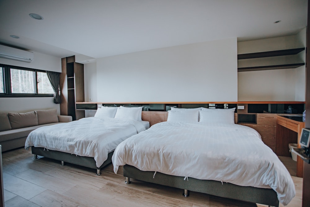 Quadruple Room (A2) photo 2
