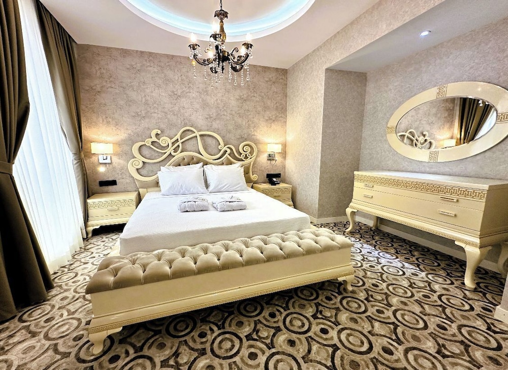 Presidential Room